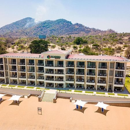 Sunbird Waterfront Salima Exterior foto